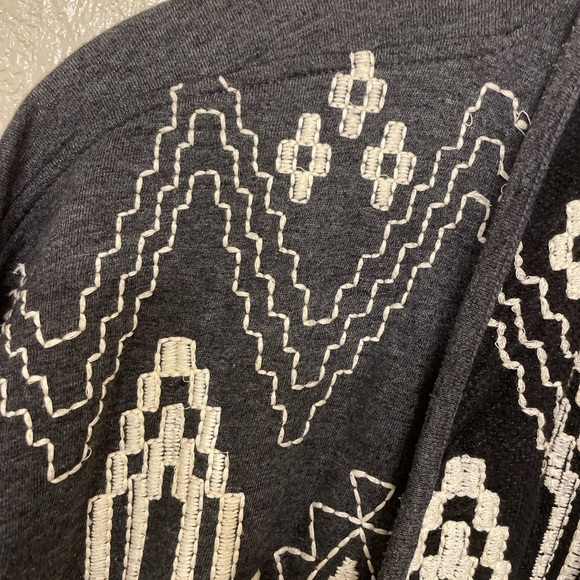 Lucky Brand Lotus Boho Southwest Aztec Tribal Grey Ivory Embroidered Cardigan L - Picture 1 of 12